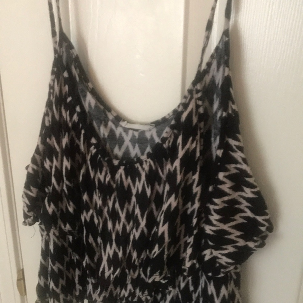 Lush Crop Top - Picture 3 of 5
